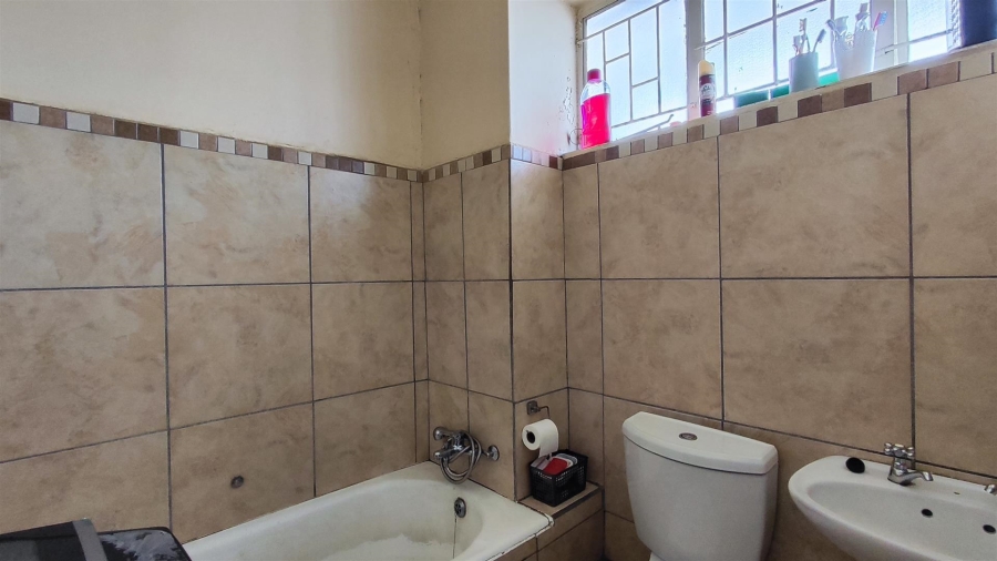 2 Bedroom Property for Sale in Sasolburg Ext 3 Free State